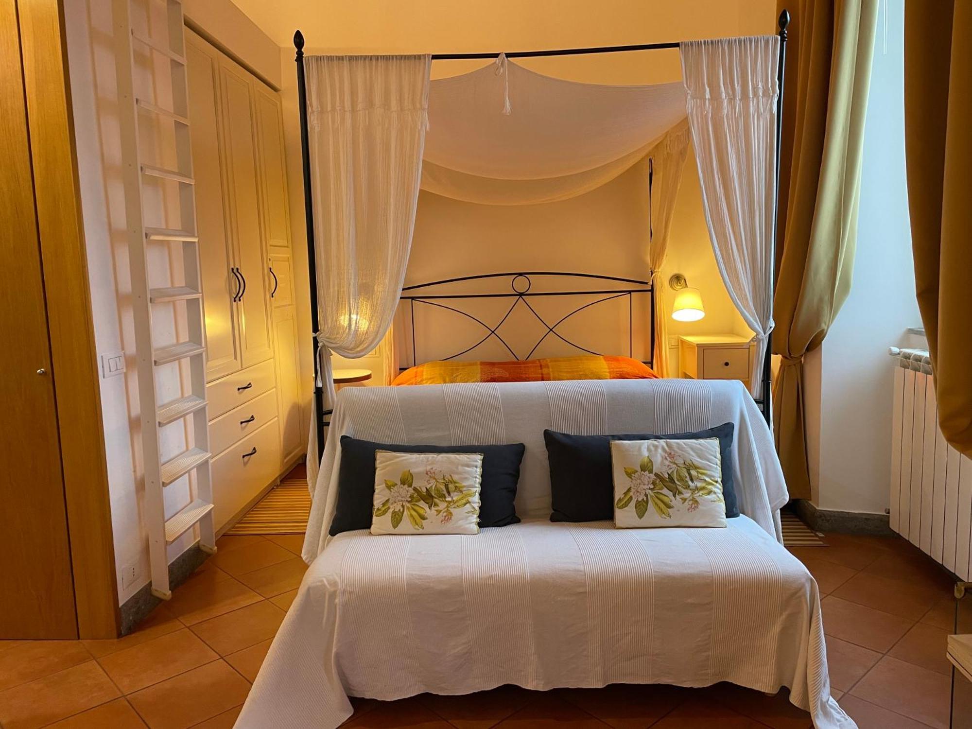 Casa Vacanze Palazzo Primoli 아리차 외부 사진